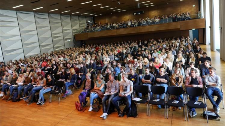 Hochschule Osnabrück begrüßt 3400 neue  NOZ