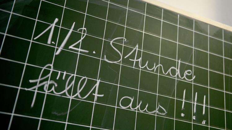 Unterrichtsausfall drohtan vielen Schulen vor allem dann, wenn Lehrer wegen Krankheit ausfallen. 