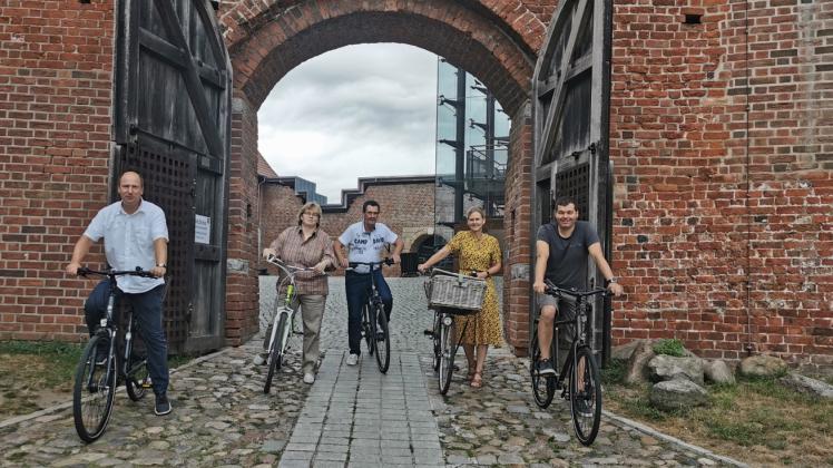 Rauf aufs Fahrrad: Erstmalig wollen auch die Bewohner im Amt Neustadt-Glewe beim Stadtradeln mitmachen. Rauf aufs Fahrrad: Erstmalig wollen auch die Bewohner im Amt Neustadt-Glewe beim Stadtradeln mitmachen.