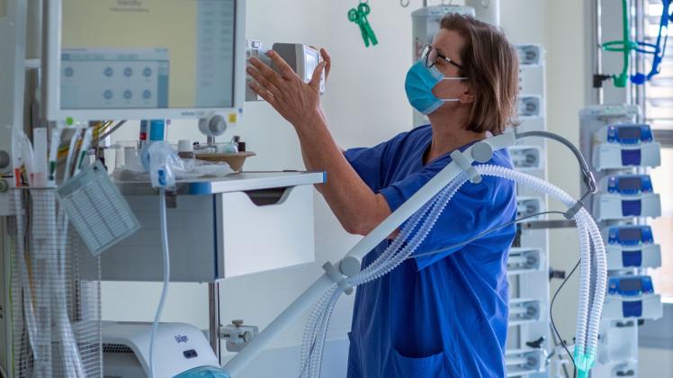 Brandenburgs Linke fordern, die Pflegeprämie auch auf Pfleger in Brandenburger Krankenhäusern auszuweiten. Brandenburgs Linke fordern, die Pflegeprämie auch auf Pfleger in Brandenburger Krankenhäusern auszuweiten.