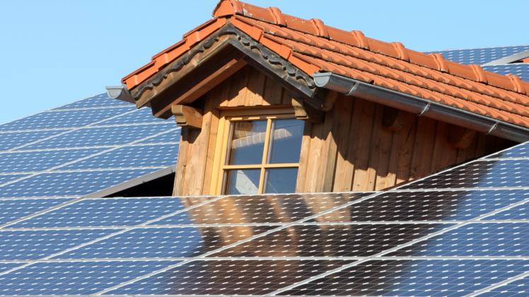 Solaranlagen sollen nach dem Willen der Linken künftig alle Neubauten zieren. 