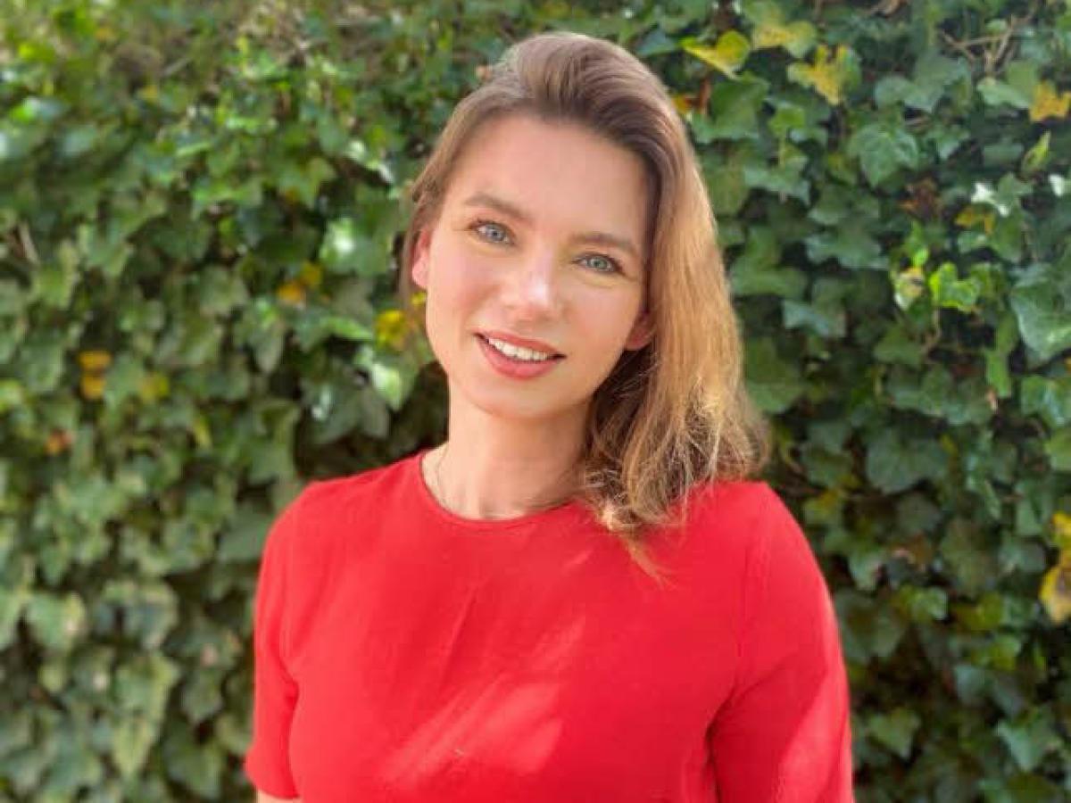 Yalangoch Vera Brejnevaning fotosurati soxta. Yalangoch Vera Brejnevaning fotosurati soxta.