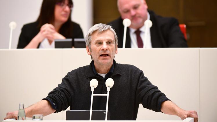 Hans-Christoph Berndt, AfD-Abgeordneter imLandtag, hält die Corona-Pandemie für beendet. Hans-Christoph Berndt, AfD-Abgeordneter imLandtag, hält die Corona-Pandemie für beendet.