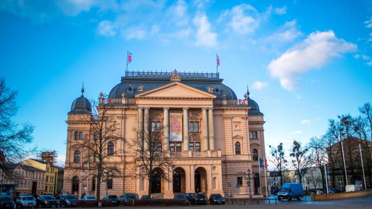 Das Große Haus des Mecklenburgischen Staatstheaters.