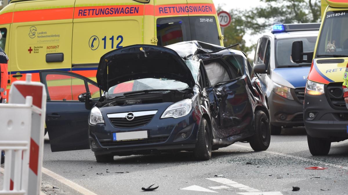 Tödlicher Unfall Auf Der B104 Bei Schönberg | NNN