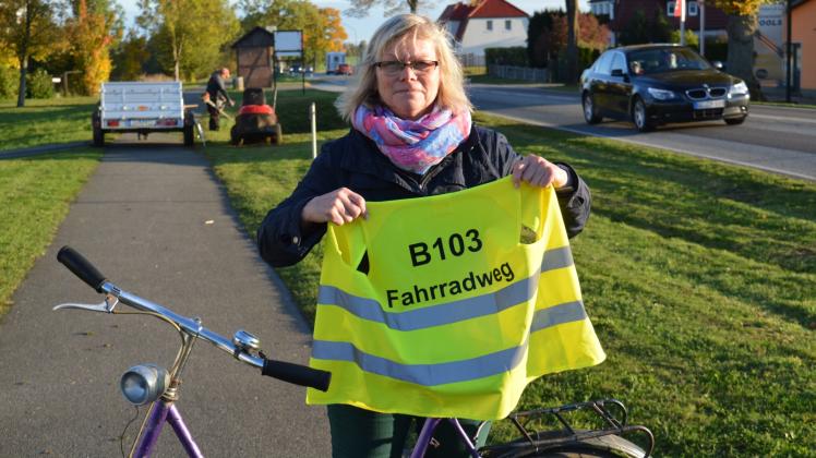 Fordert seit Jahrzehnten einen Radweg an der B 103: die Sarmstorfer Bürgermeisterin Marita Breitenfeldt. 