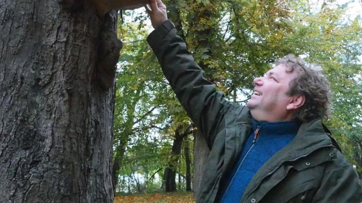 Fasziniert davon, was die Natur so zu bieten hat: Den Zunderschwamm, der zum Feuermachen genutzt wurde, trug schon Ötzi, der Gletschermann,auf seinen Wanderungen bei sich, weiß Andreas Ermisch