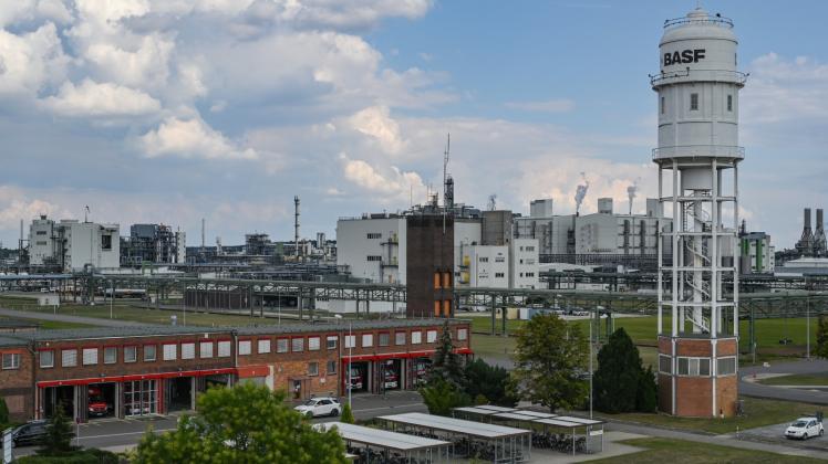 Am südbrandenburgischen Chemiestandort beschäftigt das Unternehmen mehr als 2000 Mitarbeiter. 
