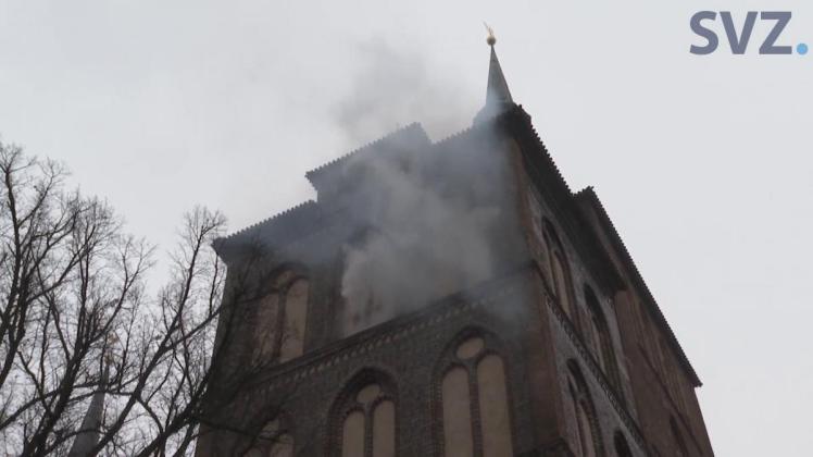 Feuerwehrübung in der St. Marien Kirche in Rostock