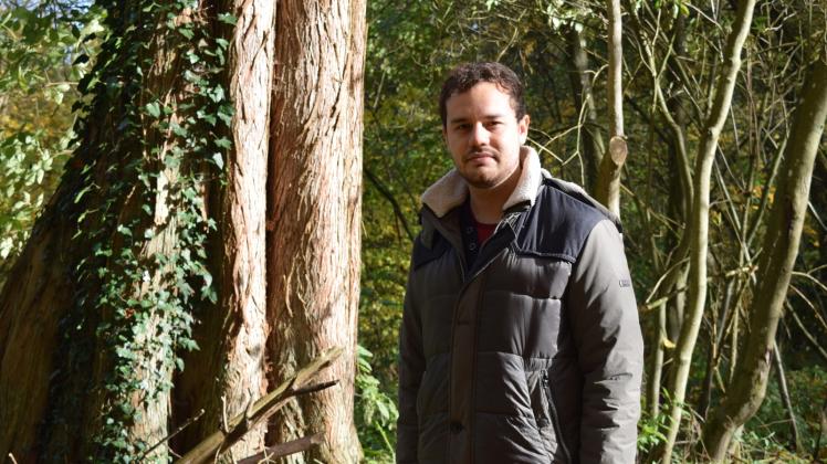 Sebastian Schrimpf begegnet im Schlosspark Gadow Bäumen aus aller Welt. 