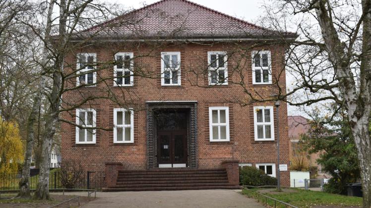 Bleibt bis zum 1. Dezember geschlossen: Die Fritz-Reuter-Grundschule in Güstrow. 