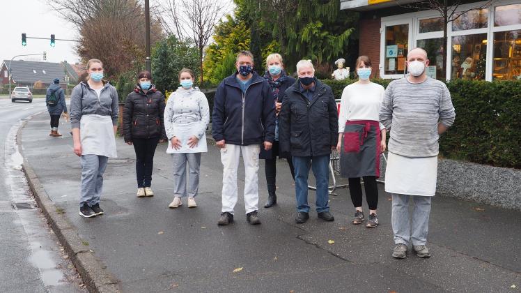 Das Team der Bäckerei Pein sorgt sich, dass bei weniger Parkplätzen die Kundschaft ausbleibt.