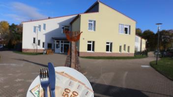Der Neubau der Mensa der Bilsbek Schule  kostet die Gemeinde Prisdorf im kommenden Jahr etwa 500000 Euro.