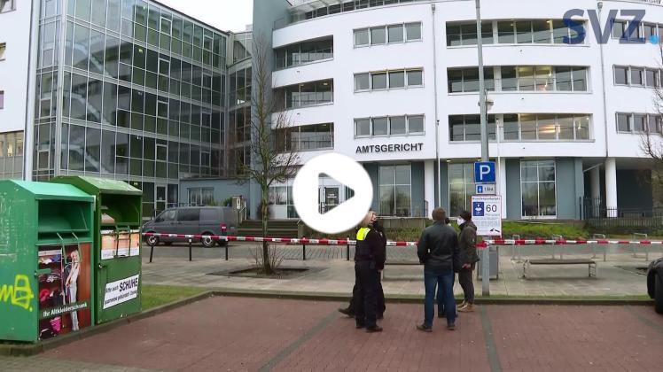 Bomben-Alarm nach verdächtigem Brief - Rostocker Amtsgericht geräumt