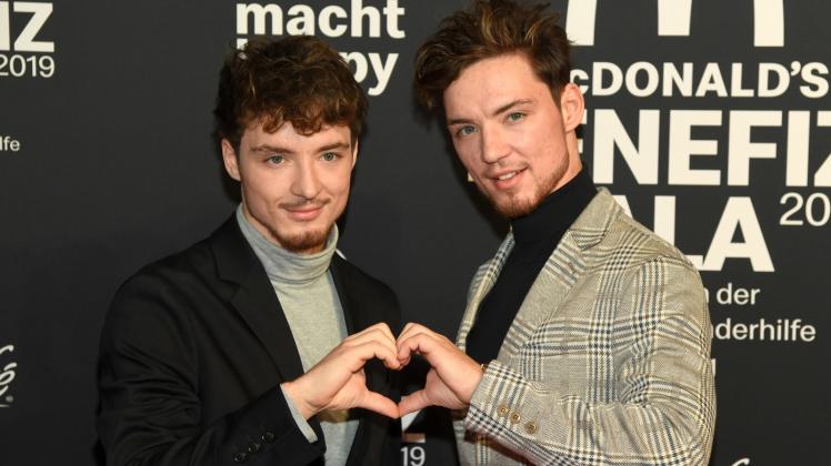 Früher waren sie die Lochis, jetzt heißen Heiko und Roman HE/RO. Früher waren sie die Lochis, jetzt heißen Heiko und Roman HE/RO.