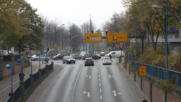 Das Tornescher Stadtzentrum ist vor allem auf den Autoverkehr ausgerichtet. Die Politik hat es sich auf die Fahnen geschrieben, die Situation für Radfahrer und Fußgänger zu verbessern. 
