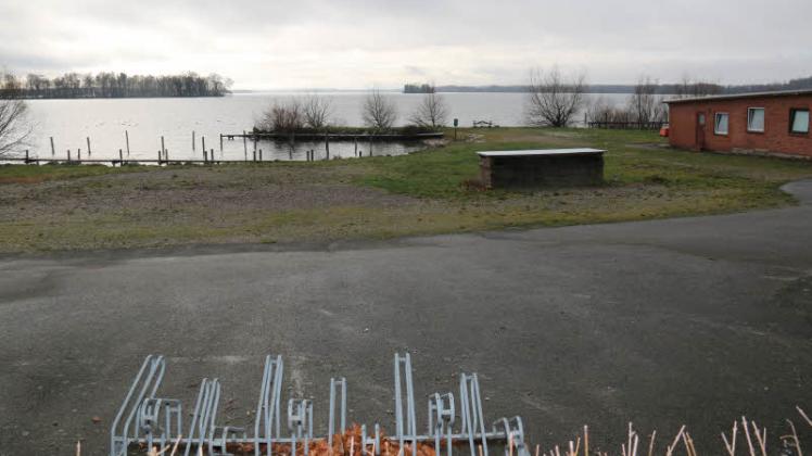 Die CDU-Ratsfraktion sieht die Entwicklung des Plöner Fischereigehöfts am Große Plöner See als ein bedeutsames Projekt an. 