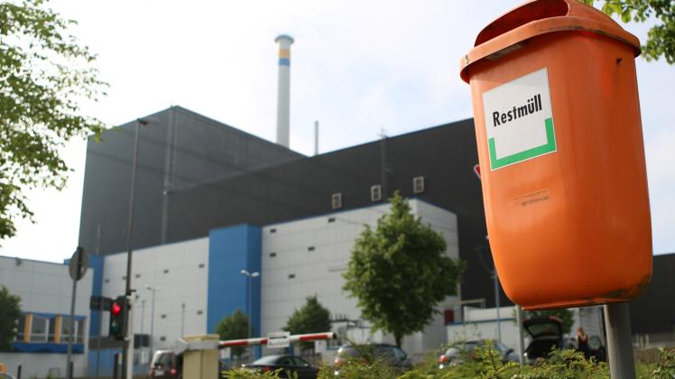 Die Ankündigung, dass Bauschutt aus dem stillgelegten Kernkraftwerk Brunsbüttel in Johannistal gelagert werden soll, hat Proteste in der Regionen erzeugt.