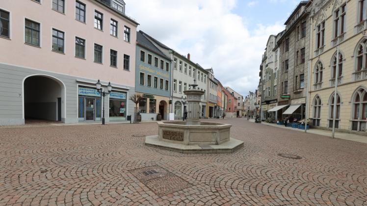 In vielen Innenstädten herrscht derzeit gähnende Leere – viele Geschäfte haben wegen der Pandemie geschlossen. Auch Ausgabgssperren sorgen für leere Straßen. 