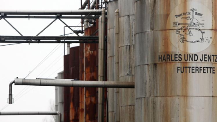 Die Firma Harles und Jentzsch geriet im Zuge des Dioxin-Skandals ins Visier der Ermittler. Foto: dpa