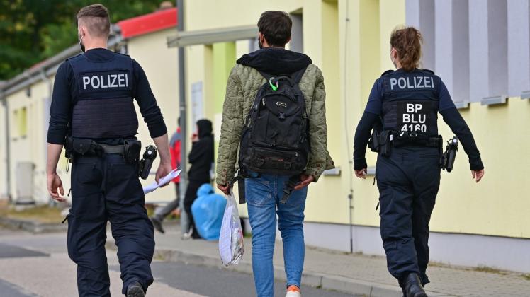 Für Flüchtlinge aus Belarus werden die Kreise kaum Geld erhalten. Für Flüchtlinge aus Belarus werden die Kreise kaum Geld erhalten.