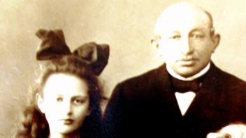 Die Familie des Viehhändlers Hugo Mitau 1917: Mitau starb 1938 in Dargun. Seine Frau Ida kam 1944 im Ghetto von Theresienstadt ums Leben. Tochter Fanny konnte nach Brasilien ausreisen.