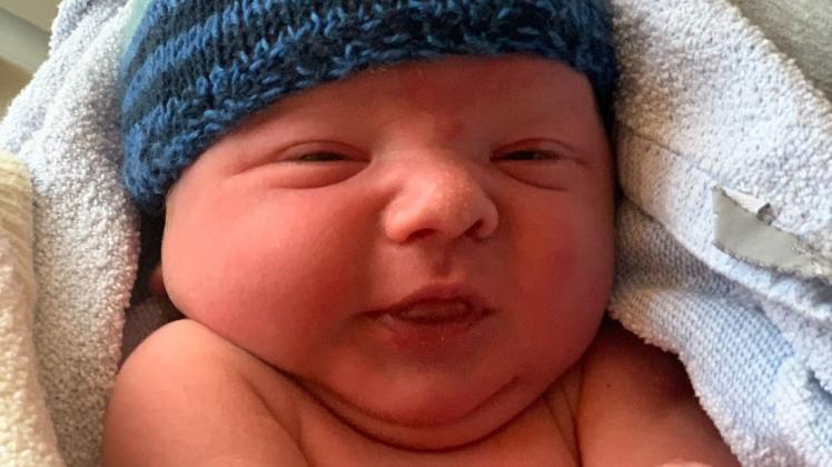 Der kleine Glenn Elia wog bei seiner Geburt 4.120 Gramm.