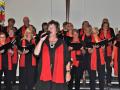 Stimmgewaltig:  Während des Jubiläumskonzertes bewies Chorleiterin Margrit Cords ihr Können auch als Sängerin mit einigen Soli.  