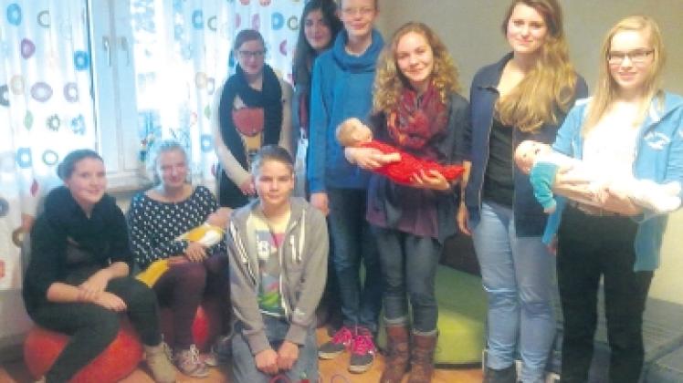 Isabelle Rahn Zehn neue Babysitter in der Kartei der Familienbildungsstätte