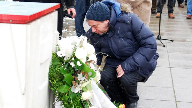 Juri Rosov, der Vorsitzende der Jüdischen Gemeinde Rostock, gedachte im Zentrum für Nervenheilkunde in Rostock-Gehlsdorf der Opfer von Euthanasie oder Zwangssterilisierung durch die Nazis.inny Juri Rosov, der Vorsitzende der Jüdischen Gemeinde Rostock, gedachte im Zentrum für Nervenheilkunde in Rostock-Gehlsdorf der Opfer von Euthanasie oder Zwangssterilisierung durch die Nazis.inny