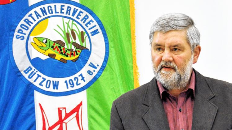 Udo Schönherr ist Vorsitzender eines der größten Vereine der Bützower Region. Dennoch musst der Sportanglerverein Bützow auch im abgelaufenen Jahr einen Mitgliederschwund verzeichnen. 420 Petrijünger sind nur noch eingetragen. Ralf Badenschier