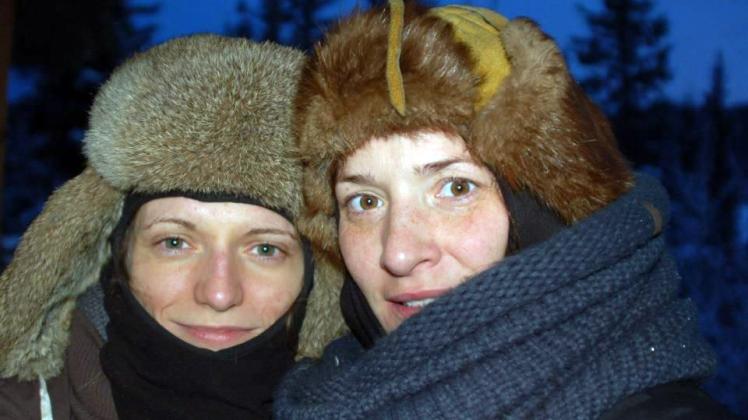 Zwei deutsche Mädchen im kalten Kanada: Martina Scheller (r.) und Autorin Juliane Haendschke