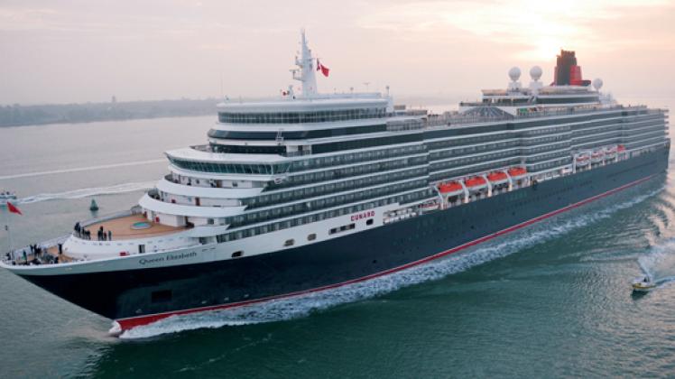 Ein wahrhaft königliches Schiff ist die "Queen Elizabeth" der Cunard-Line.  Sie kommt Sonntag ins Ostseebad.Cunard-Line