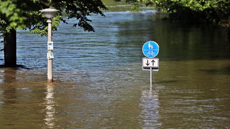 Hochwasser Sachsen-Anhalt - Halle