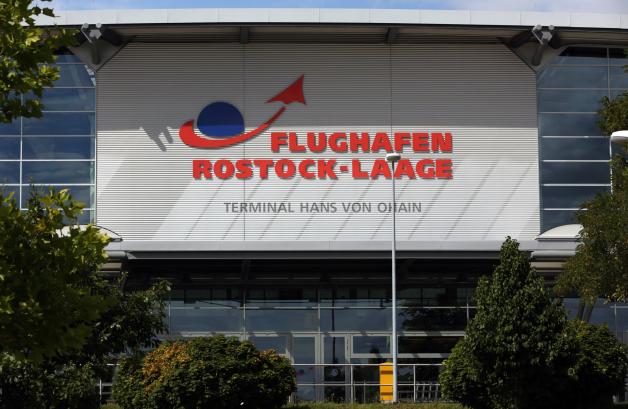 Gähnende Leere im Terminal des Flughafens Rostock-Laagebernd wüstneck