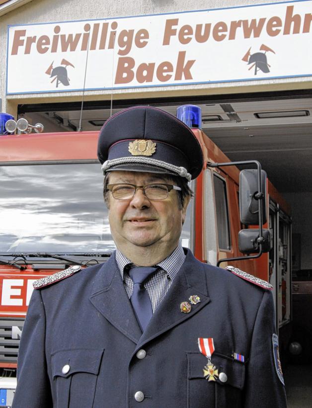 Wolfgang Taepke ist seit 1968 Feuerwehrmann und war bis Mai 2013 Gemeindebrandmeister in Groß Pankow.
