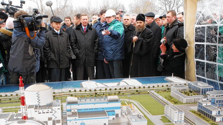 Grundsteinlegung für das neue Atomkraftwerk 2010 in Kaliningrad Plath
