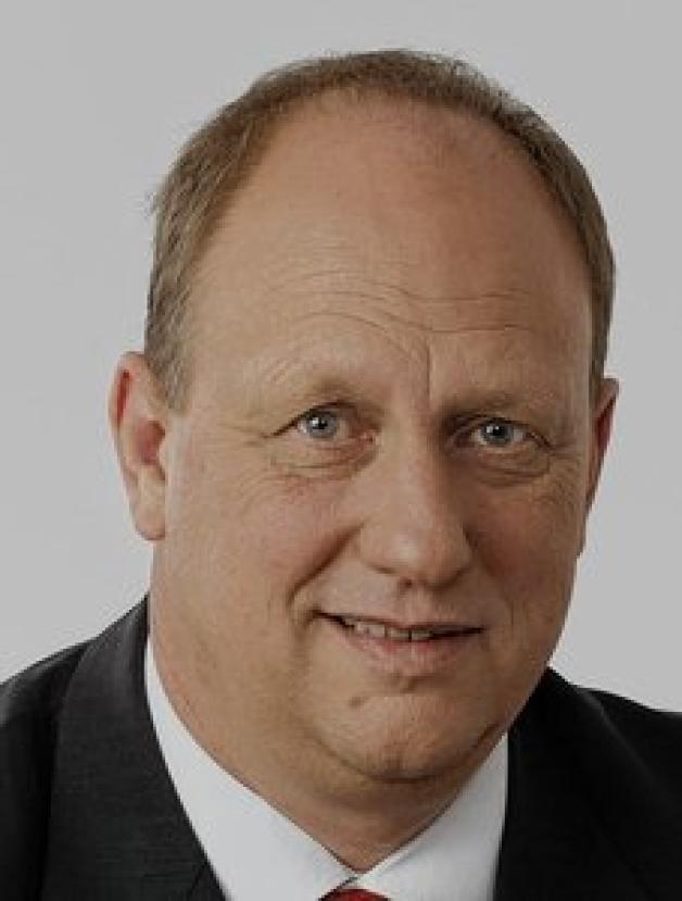 Dr. Nobert Nieszery, Mitglied der SPD-Landtagsfraktion Dr. Nobert Nieszery, Mitglied der SPD-Landtagsfraktion