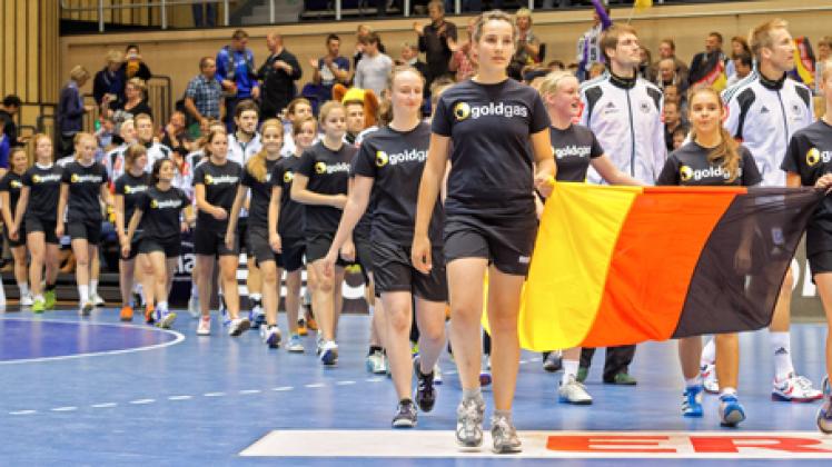 Bundesrepublik Deutschland vs Serbien: Handball-Länderspiel in der Rostocker Stadthalle Foto: Georg Scharnweber
