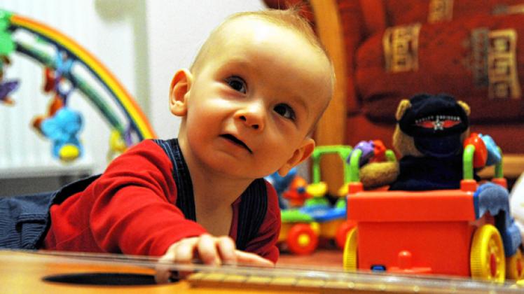Der kleine herzkranke Emil  hat sich in den vergangenen Monaten  prächtig entwickelt und wird bald eine Kita besuchen. Archiv