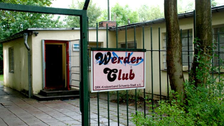 Wenig einladend fanden einige Eltern der künftigen Abc-Schützen den  Werderclub, der in diesen Tagen als provisorischer Hort hergerichtet wird.bert Schüttpelz