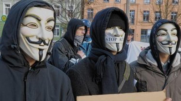 Die Anti-Acta-Demonstranten trugen Masken wie der Hauptheld des US-Films "V wie Vendetta", der mit terroristischen Mitteln ein totalitäres Regime bekämpft.Klawitter