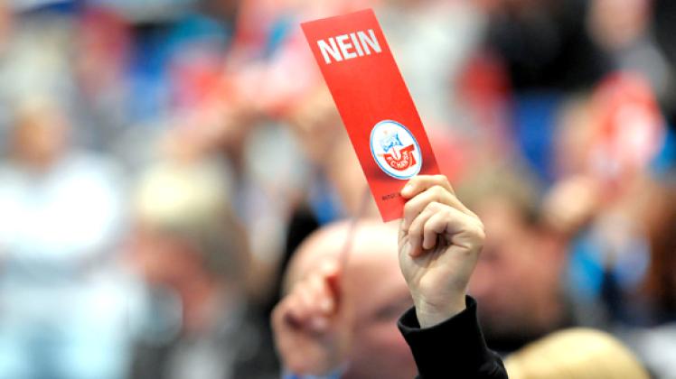 Die Medienvertreter wurden mit 345:291 Stimmen von der Mitgliederversammlung ausgeschlossen. Georg Scharnweber
