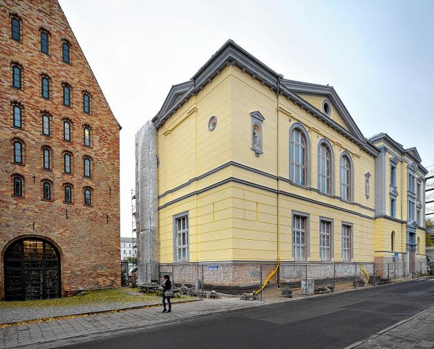 Dezentes Gelb für das Haus der Musik: Die neue Fassade orientiert sich farblich am historischen Original.  Georg Scharnweber