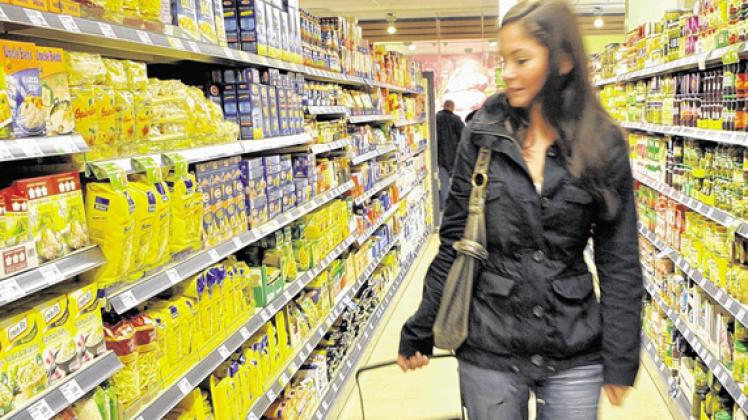 Wer im Supermarkt einkauft, soll genau wissen, was er in seinen Korb legt.dapd