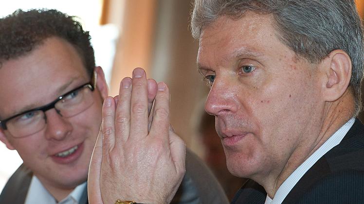 Linke-Landeschef Bockhahn mit Spitzenkandidat Helmut Holter dpa