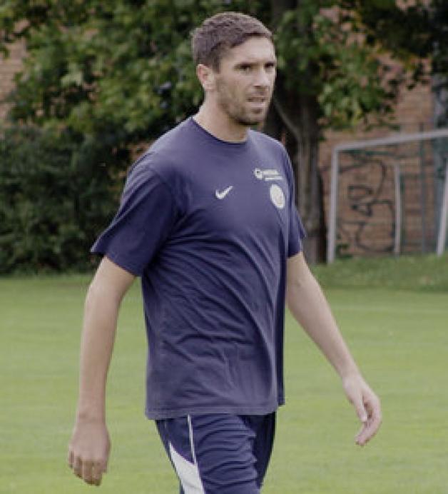 Abräumer Dario Damjanovic bekommt in dieser Woche die Gelegenheit, sich im Probetraining für einen Kontrakt beim FC Hansa zu empfehlen. Verein Abräumer Dario Damjanovic bekommt in dieser Woche die Gelegenheit, sich im Probetraining für einen Kontrakt beim FC Hansa zu empfehlen. Verein