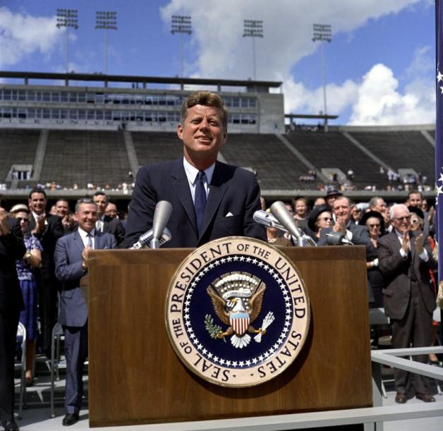 John F. Kennedy: Die Faszination ging weniger von dessen Politik als den persönlichen Dramen aus.