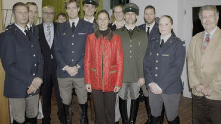Ein Höhepunkt im Veranstaltungskalender des Landgestüts Redefin war der Besuch von Angehörigen der Leibgarde des schwedischen Königs Carl Gustav. Archiv