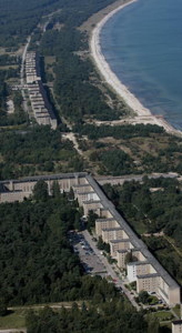 Acht Urlauberunterkünfte mit 10 000 Doppelzimmern wurden in Prora geplant. dpa Acht Urlauberunterkünfte mit 10 000 Doppelzimmern wurden in Prora geplant. dpa